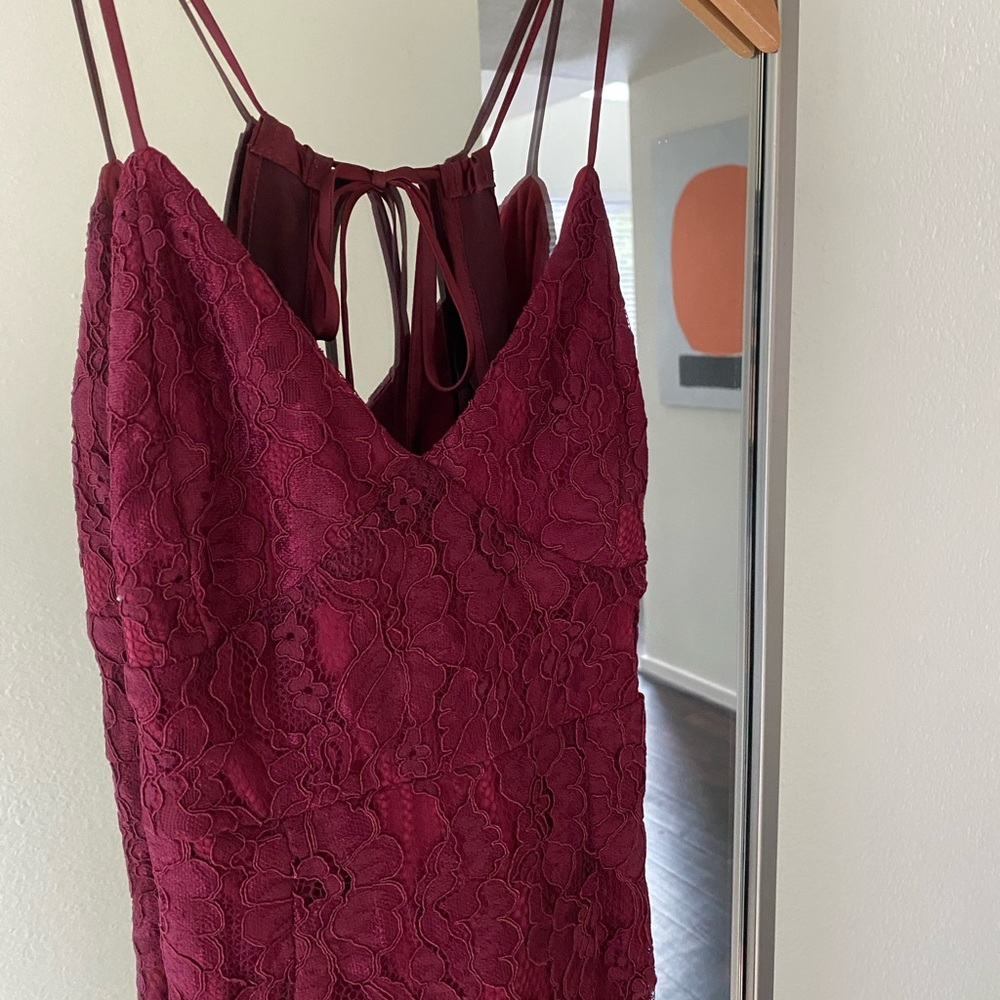 Lace midi dress